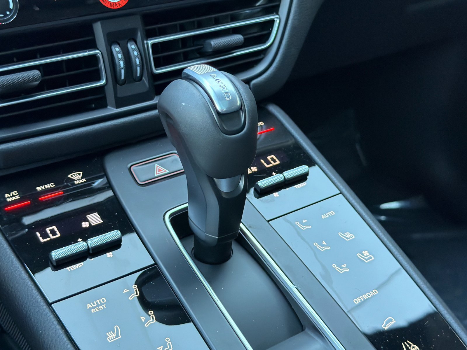 New 2026 Porsche Macan AWD/4WD image 22