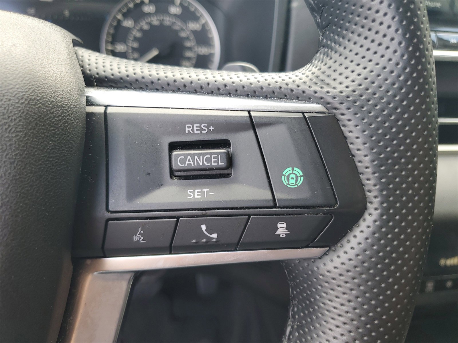 Used 2024 Mitsubishi Outlander SE image 12