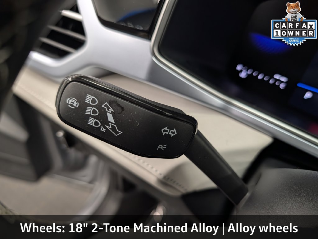 Used 2025 Volkswagen Taos SE w/ Panoramic Sunroof Package AWD/4WD image 22