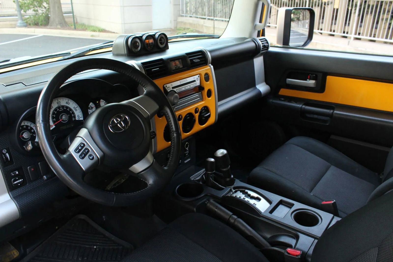 Used 2007 Toyota FJ Cruiser 4WD image 18