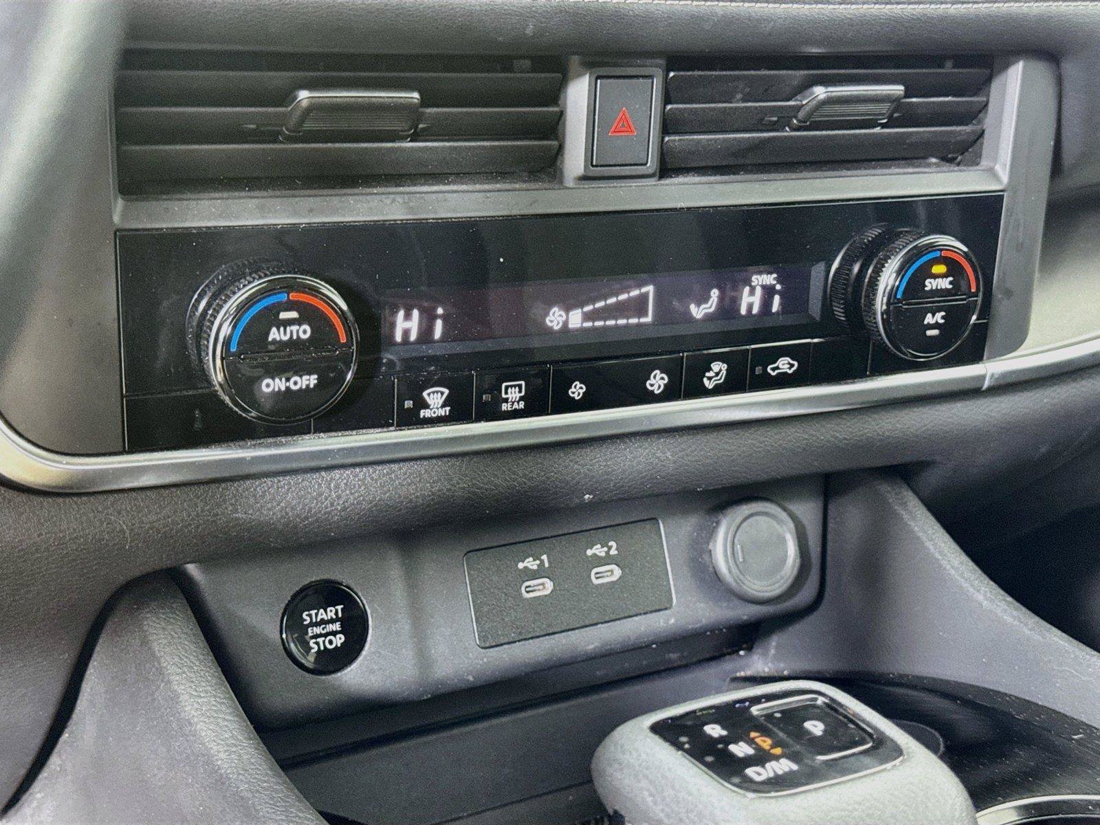 Used 2024 Nissan Rogue SV FWD image 15