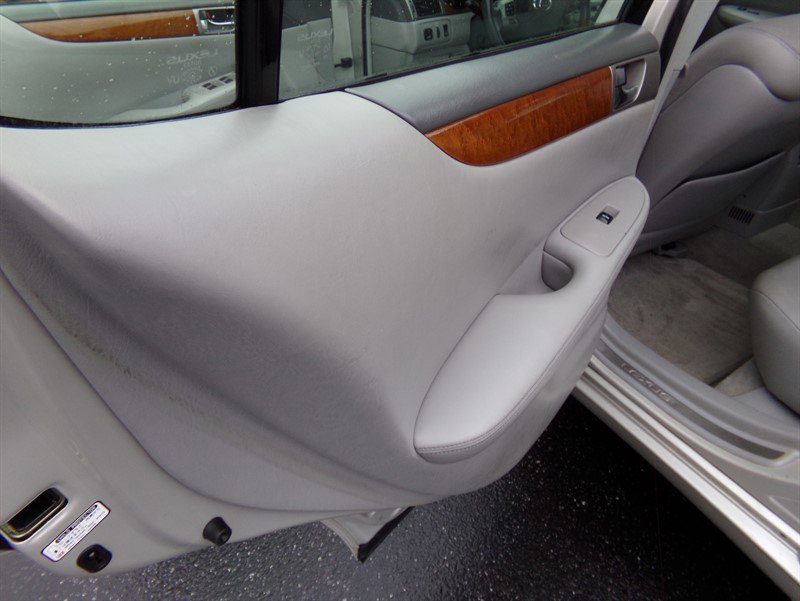 Used 2005 Lexus ES 330 Sedan image 73