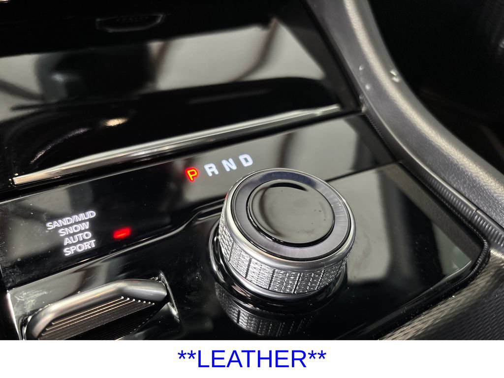 Used 2026 Jeep Grand Cherokee Limited w/ Limited Altitude Package AWD/4WD image 20