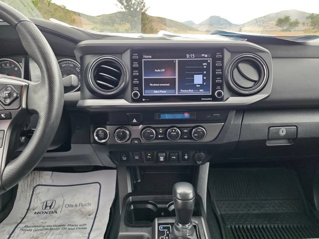 Used 2022 Toyota Tacoma TRD Sport w/ Technology Package AWD/4WD image 25