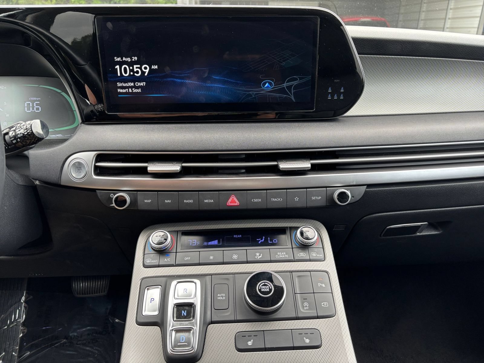 Used 2024 Hyundai Palisade SEL FWD image 16