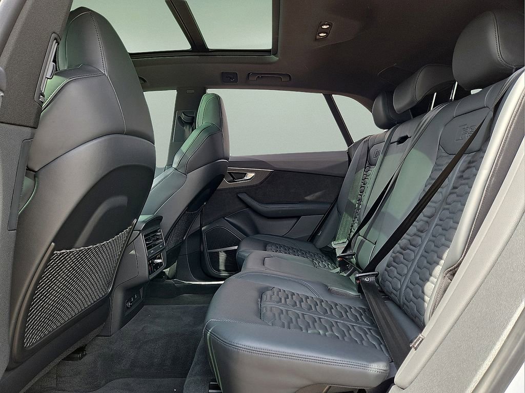 Used 2022 Audi RS Q8 image 16