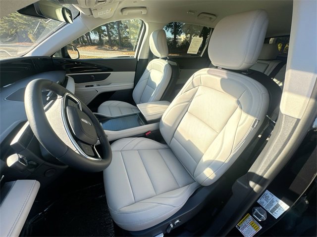 New 2026 Lincoln Nautilus Premier image 11