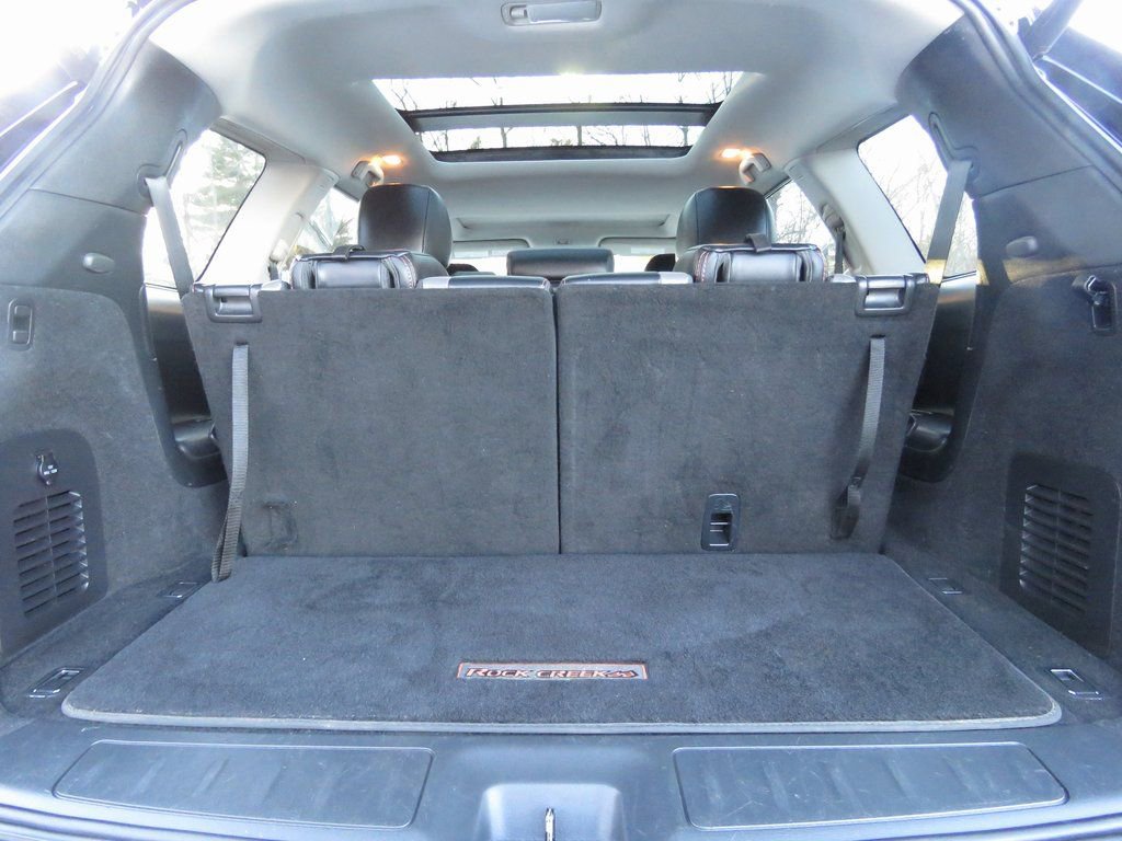 Used 2020 Nissan Pathfinder SL image 19