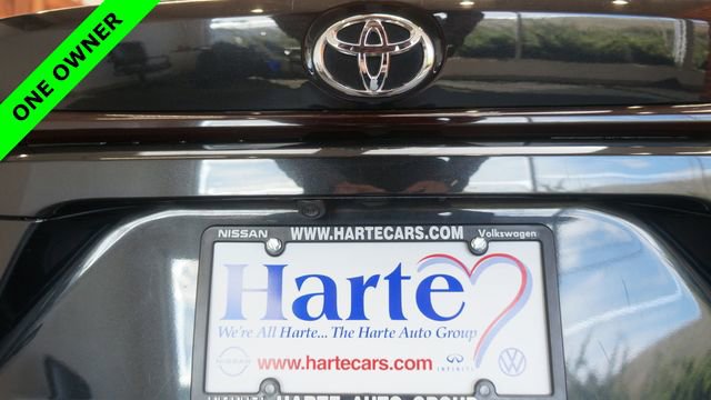 Used 2020 Toyota Corolla LE FWD image 76