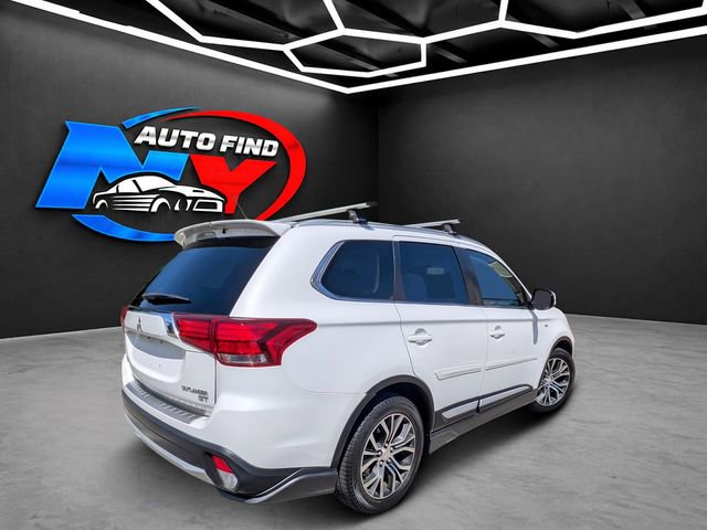 Used 2016 Mitsubishi Outlander GT AWD/4WD image 7
