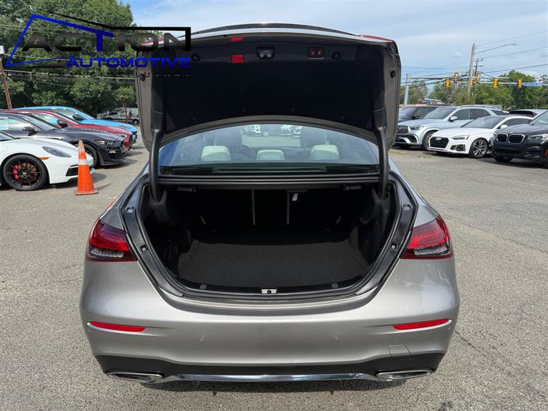 Used 2021 Mercedes-Benz E 350 Sedan image 19
