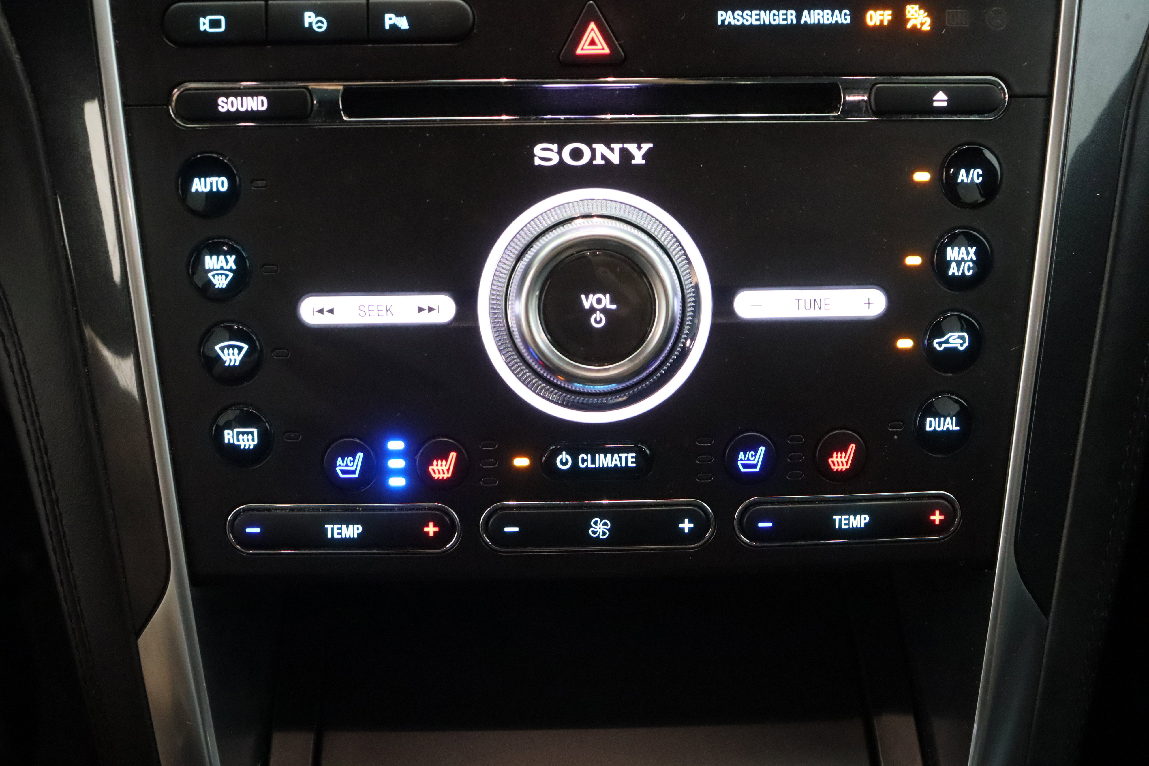 Used 2018 Ford Explorer Platinum AWD/4WD image 20