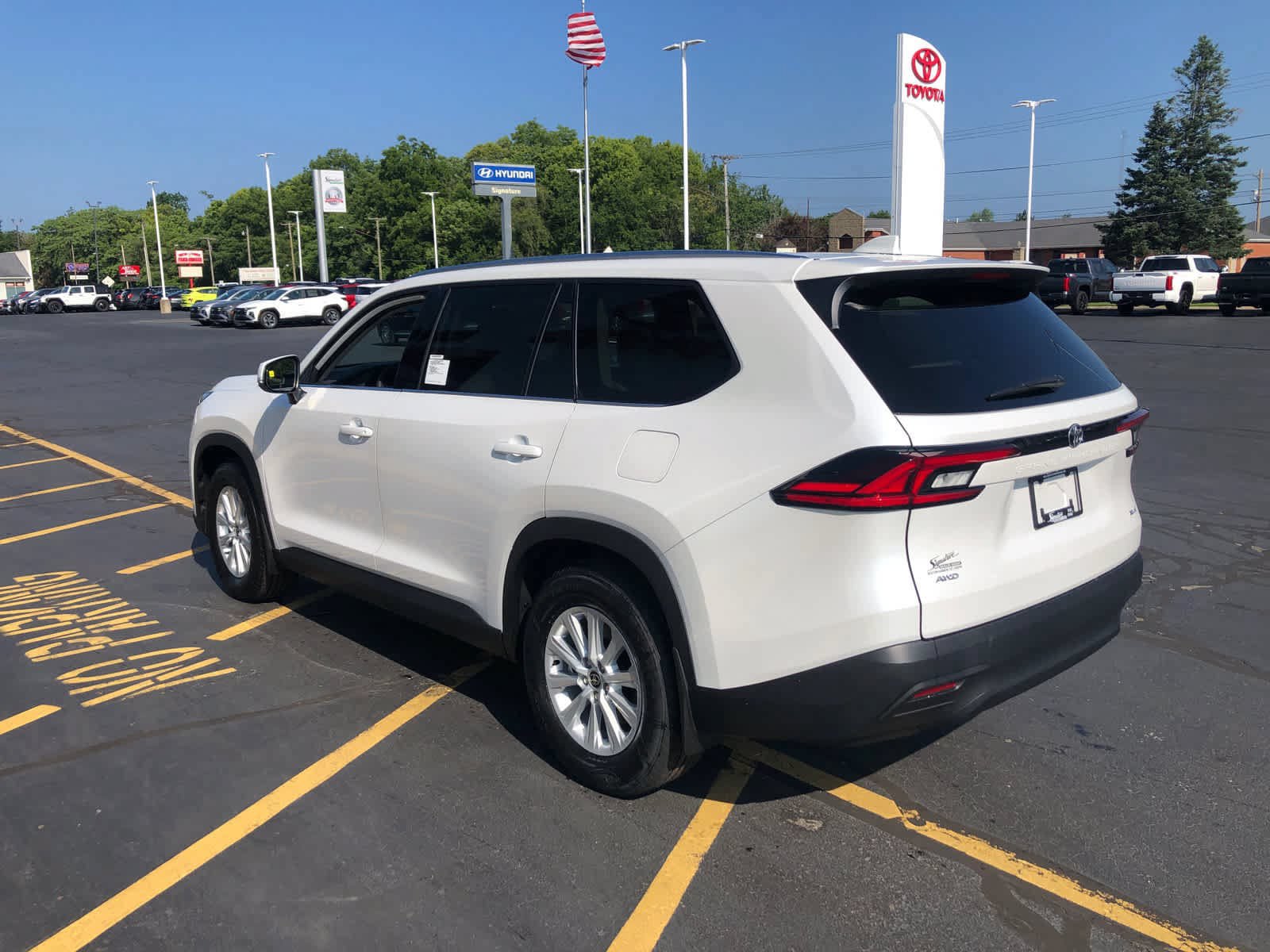 New 2026 Toyota Grand Highlander AWD image 6