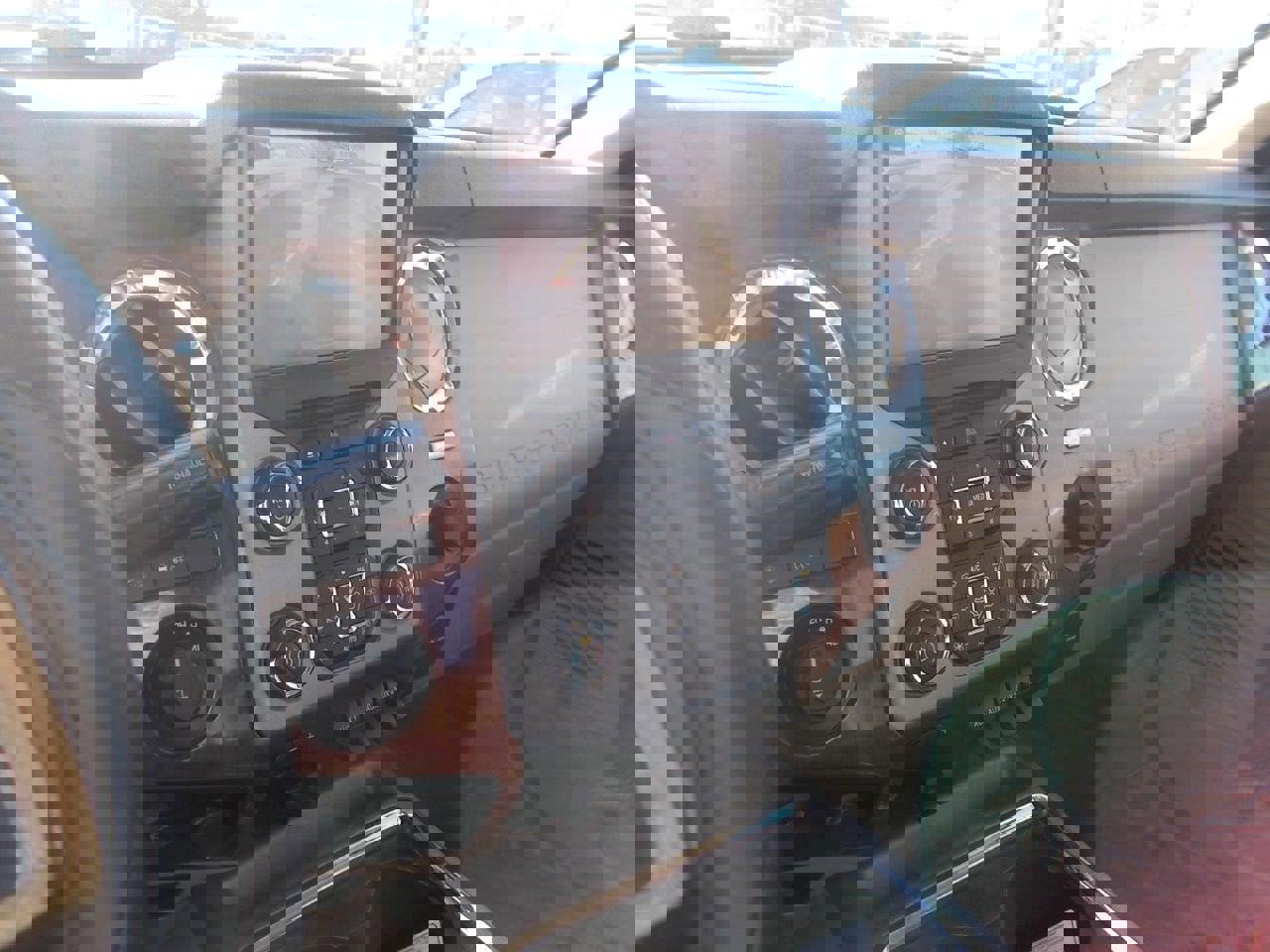 Used 2016 Ford F250 King Ranch w/ King Ranch w/Chrome Package image 19