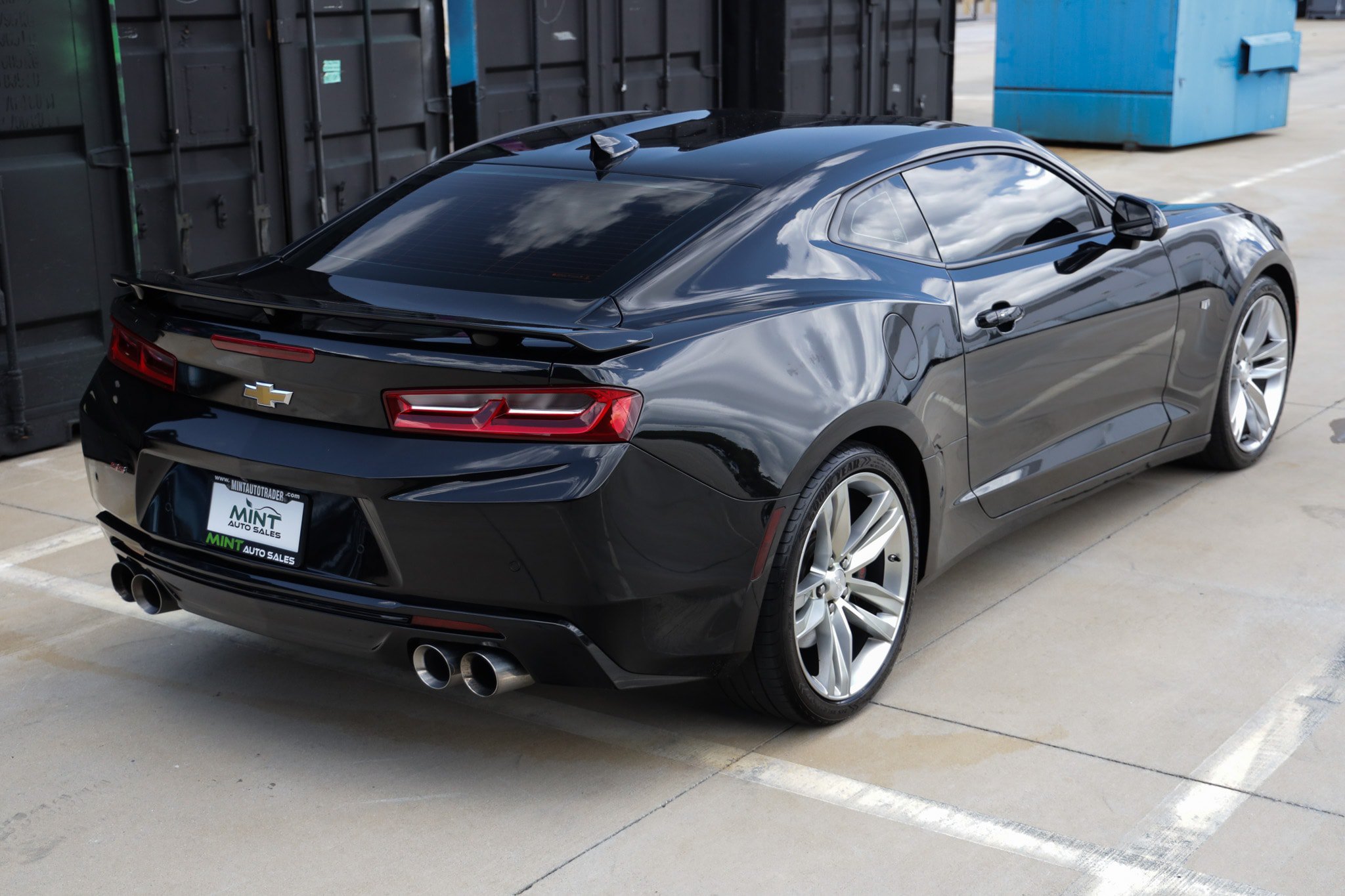 Used 2016 Chevrolet Camaro SS RWD image 15
