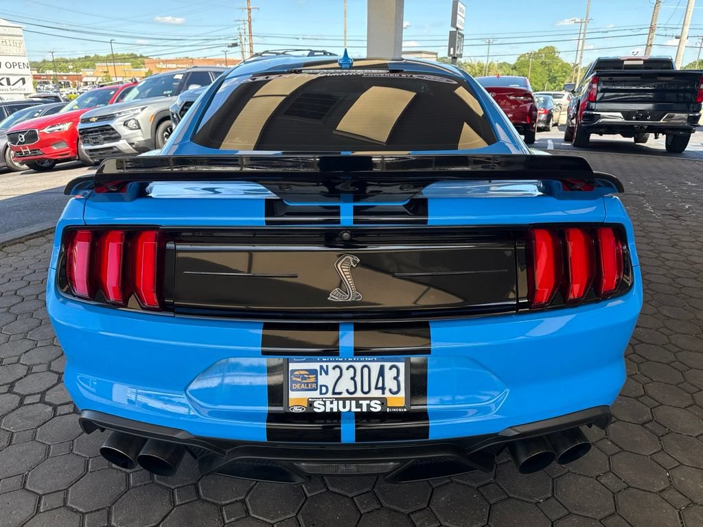 Used 2022 Ford Mustang Shelby GT500 w/ Technology Package RWD image 7