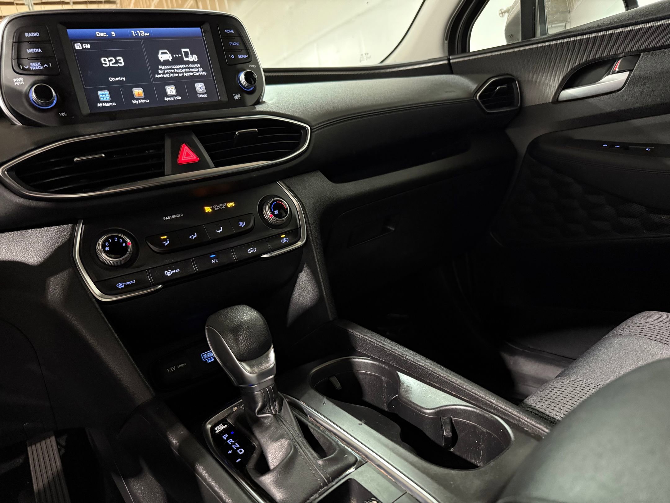 Used 2019 Hyundai Santa Fe SE image 15