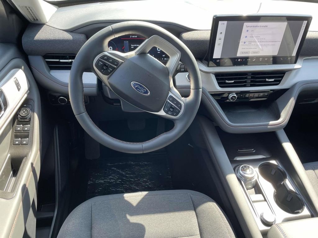 New 2025 Ford Explorer Active image 22