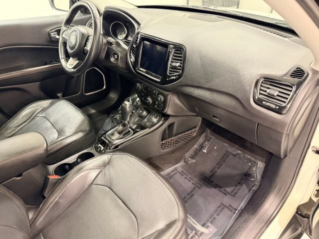 Used 2018 Jeep Compass Limited w/ Navigation Group AWD/4WD image 34