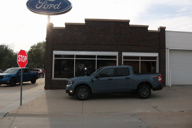 New 2025 Ford Maverick XLT