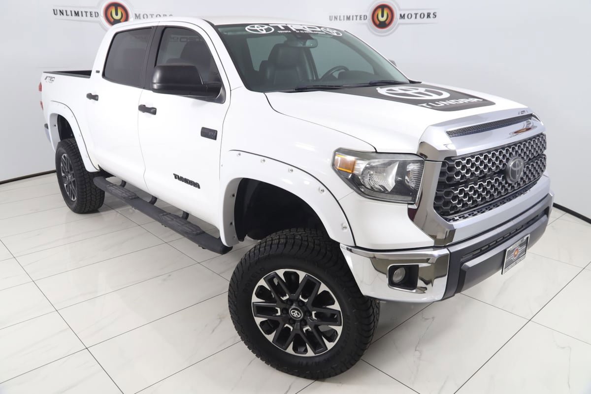Used 2021 Toyota Tundra SR5 w/ SR5 Leather Package AWD/4WD image 15