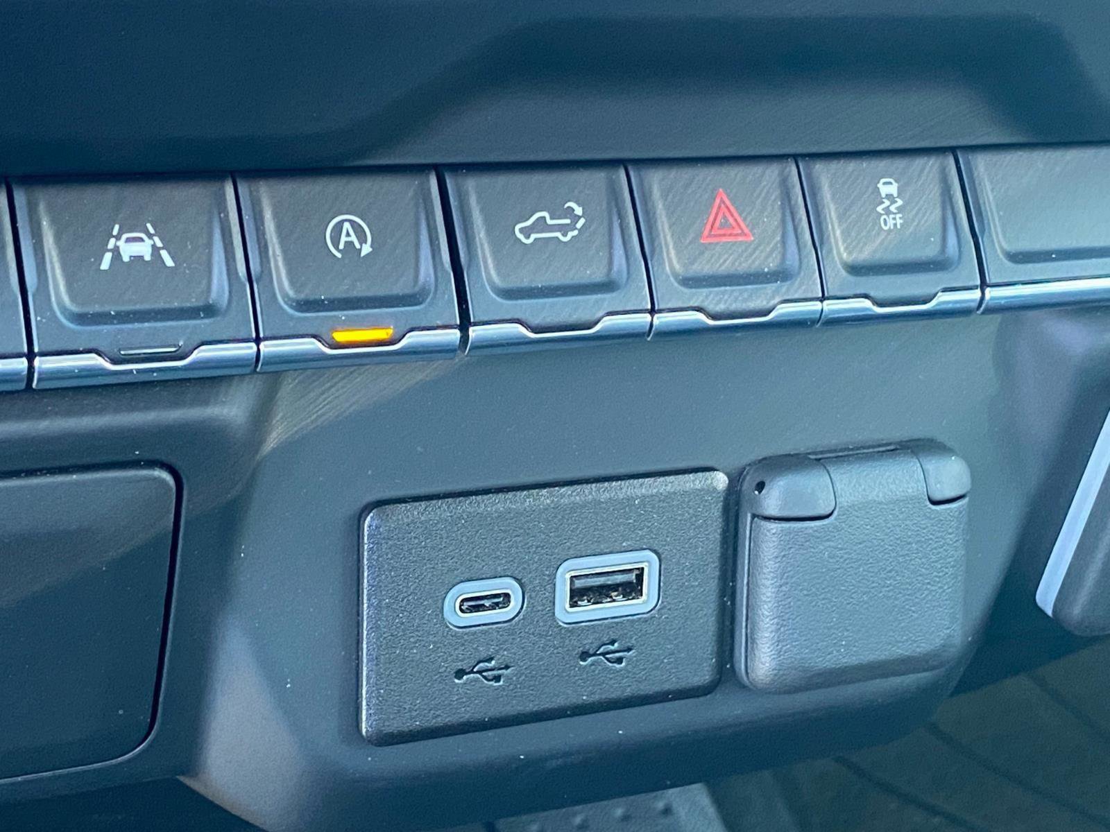 Used 2024 Chevrolet Silverado 1500 Custom w/ LPO, Dark Essentials Package image 21