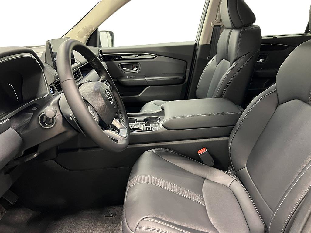New 2025 Honda Pilot EX-L image 13