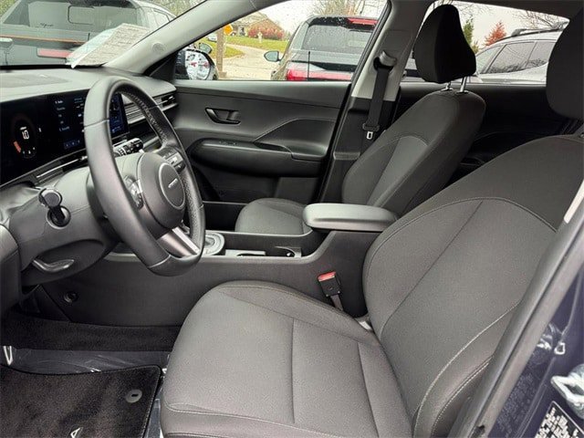 Used 2024 Hyundai Kona SEL image 10