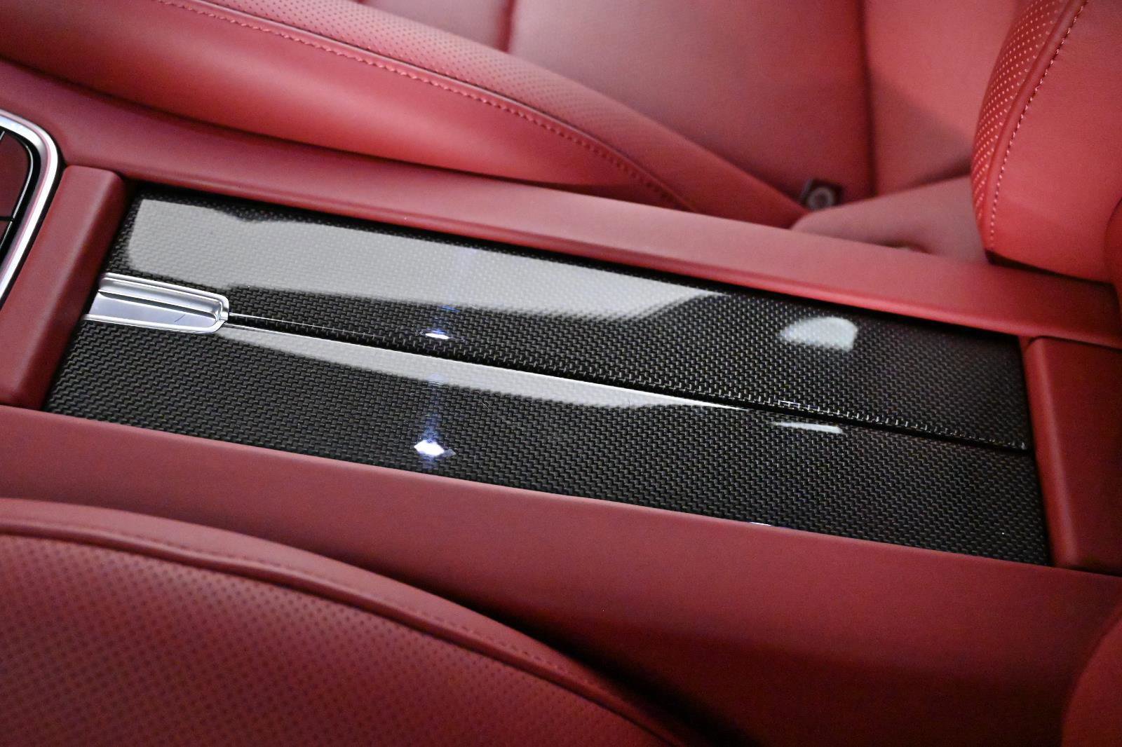 Used 2020 Porsche Panamera GTS image 42