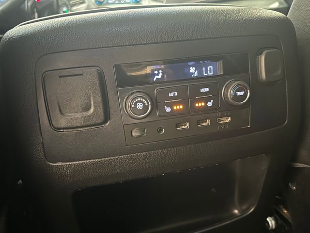 Used 2018 Chevrolet Tahoe Premier AWD/4WD image 22