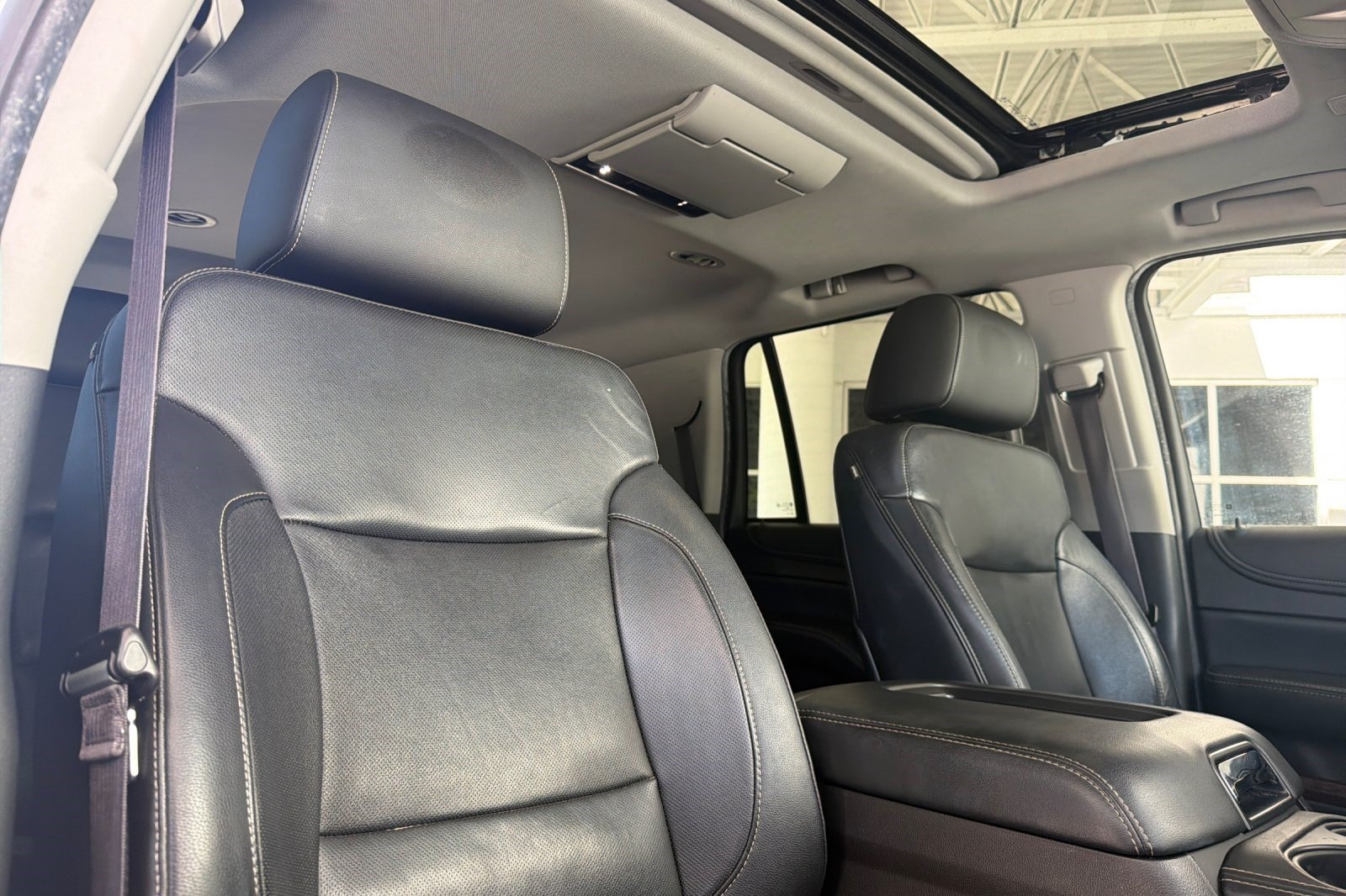 Used 2016 GMC Yukon SLT w/ Open Road Package AWD/4WD image 20