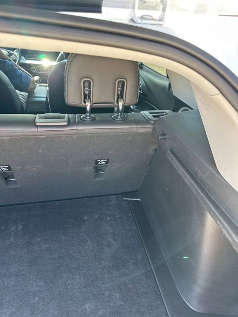 Used 2025 Chevrolet Trax LT w/ LT Convenience Package image 24