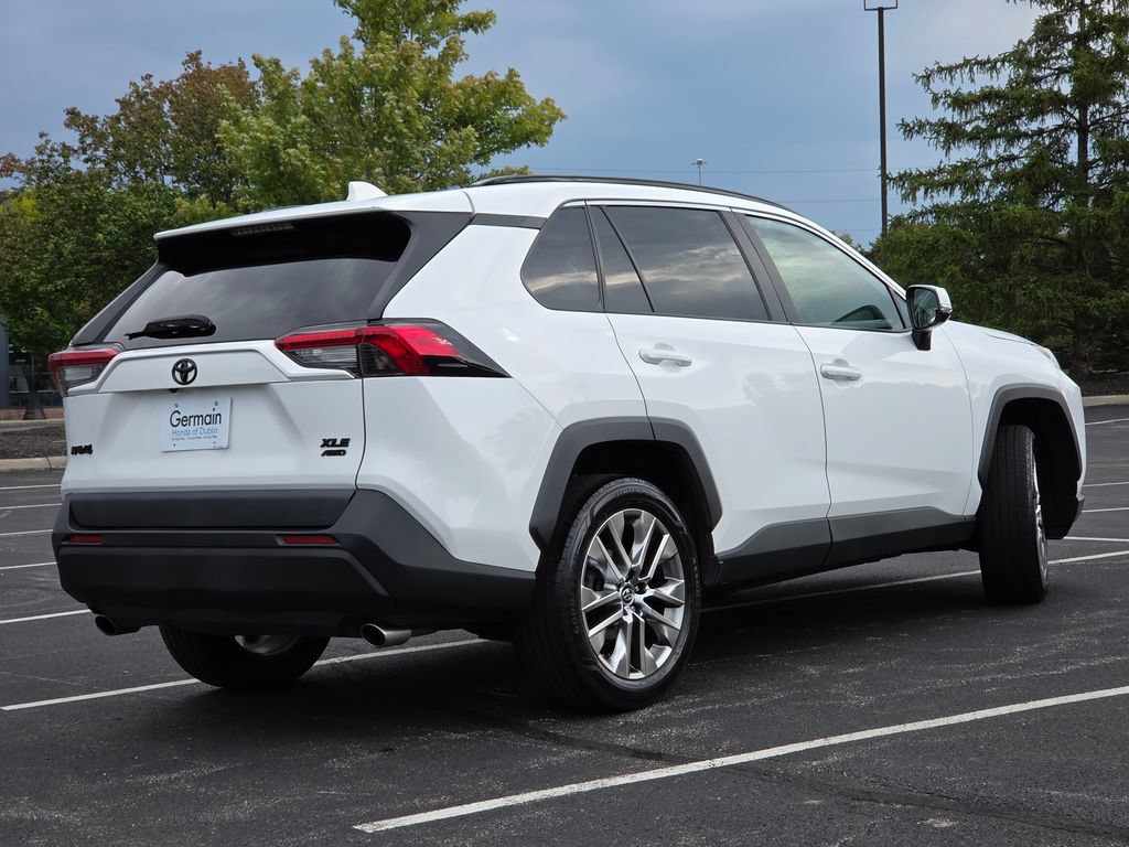 Used 2019 Toyota RAV4 XLE Premium w/ Cold Weather Package AWD/4WD image 26