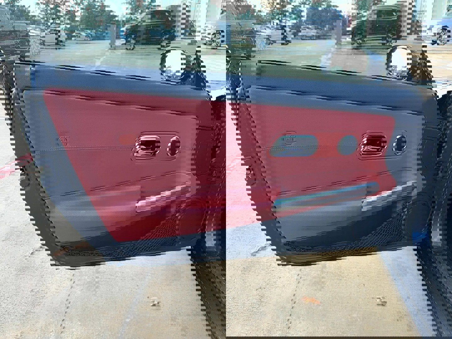 Used 2005 Chrysler Crossfire Limited image 12