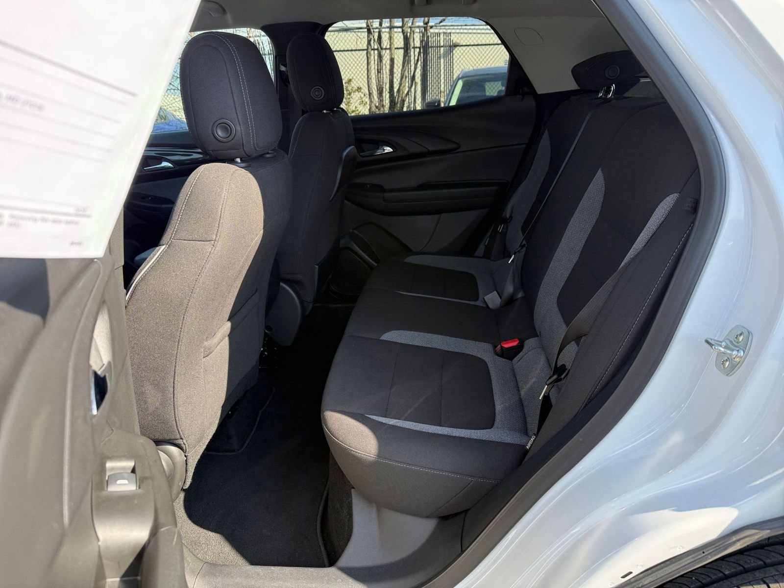 Used 2025 Chevrolet TrailBlazer LT image 27