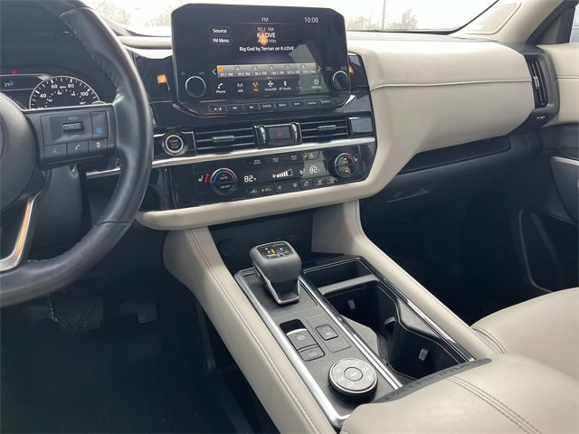 Used 2023 Nissan Pathfinder SL w/ SL Premium Package image 15