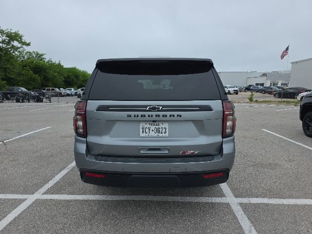 Used 2024 Chevrolet Suburban RST RWD image 4