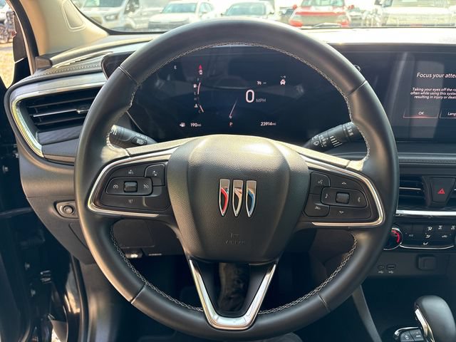 Used 2025 Buick Encore GX Preferred AWD/4WD image 24