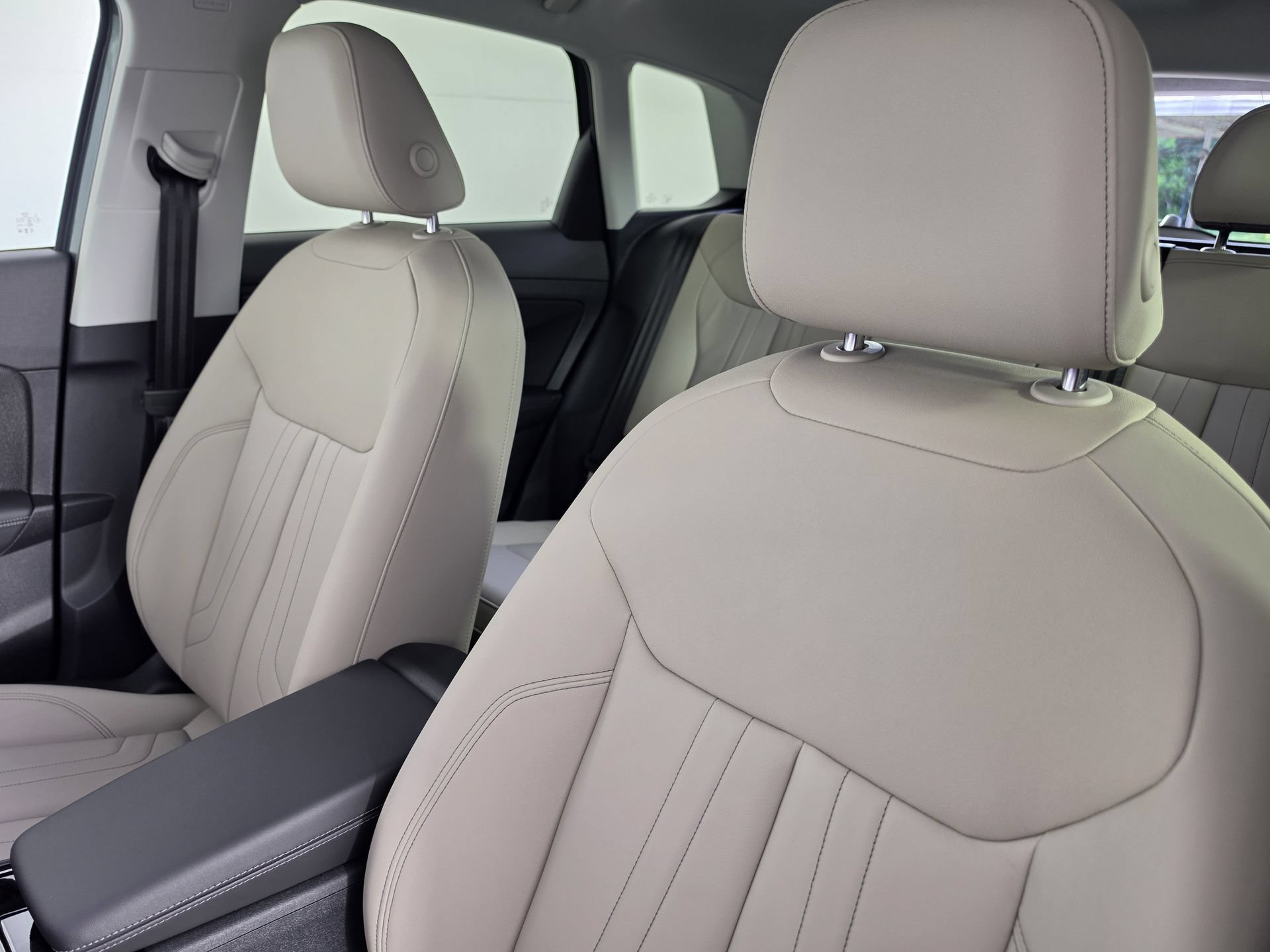 New 2026 Audi Q3 quattro 2.0T AWD/4WD image 10