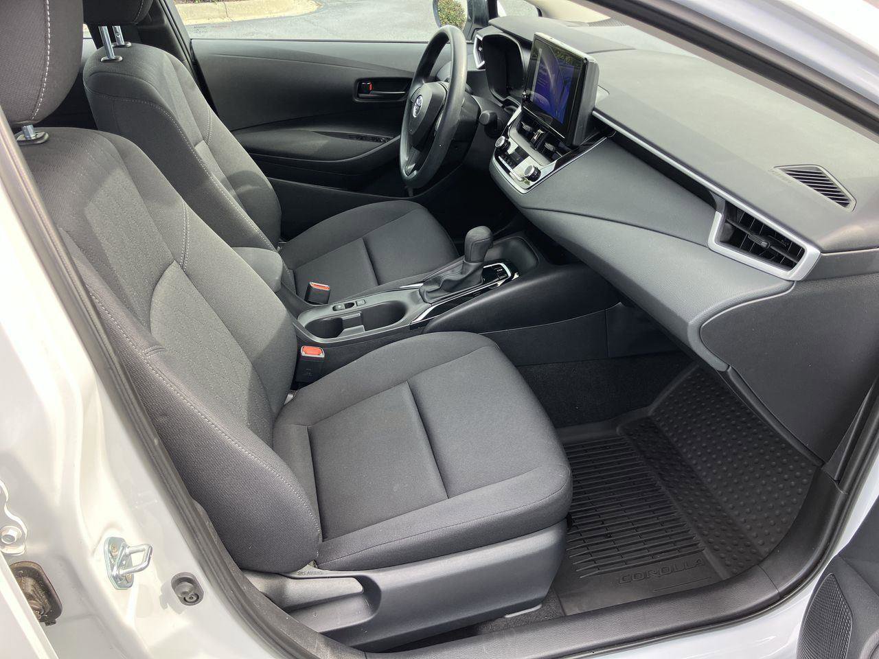 Used 2024 Toyota Corolla LE w/ LE Convenience Package image 30