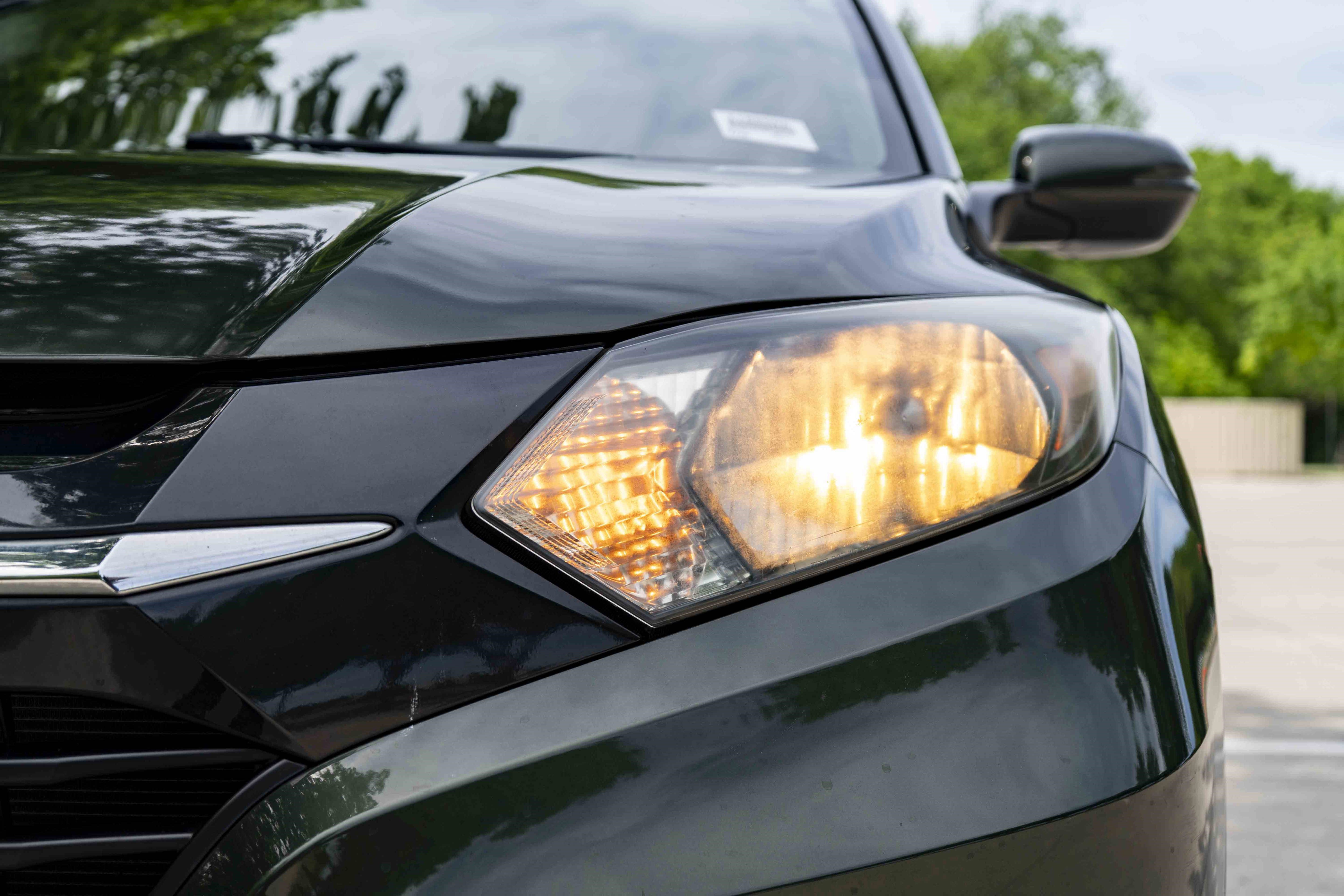 Used 2017 Honda HR-V EX image 11