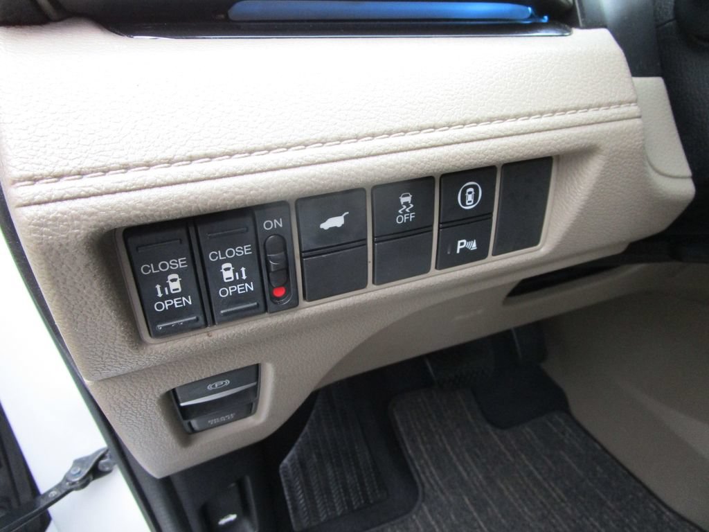 Used 2021 Honda Odyssey Touring image 33