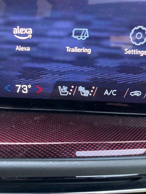 Used 2024 Chevrolet Traverse RS image 50