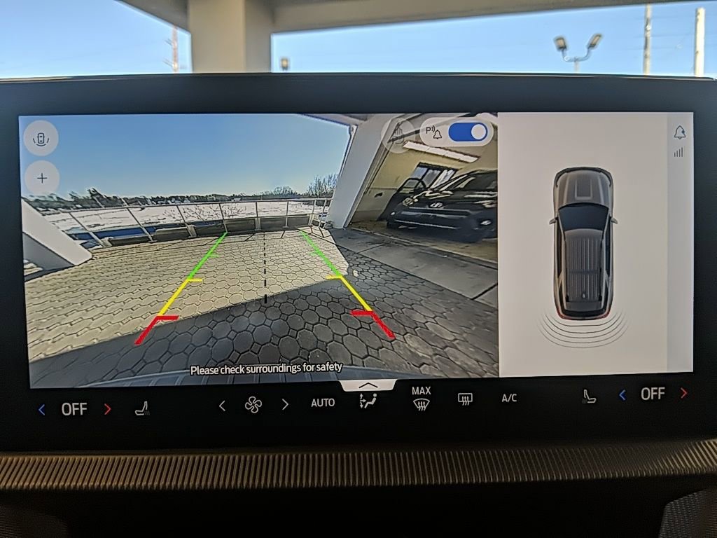 Certified 2025 Ford Explorer Active image 20