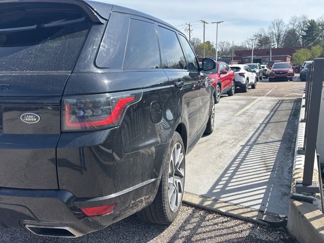 Used 2018 Land Rover Range Rover Sport HSE Dynamic image 4