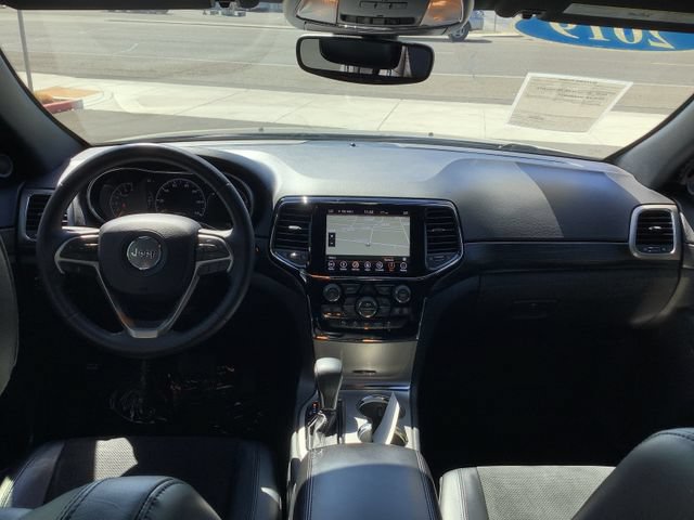 Used 2019 Jeep Grand Cherokee Altitude AWD/4WD image 6