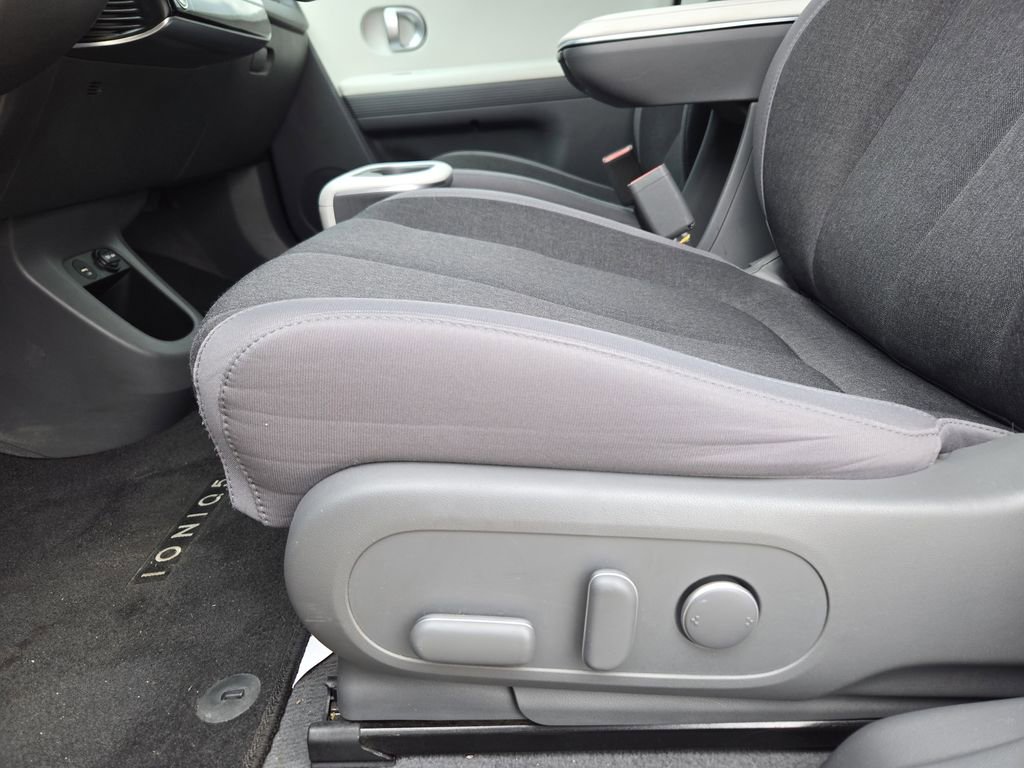 Used 2023 Hyundai Ioniq 5 SE image 19