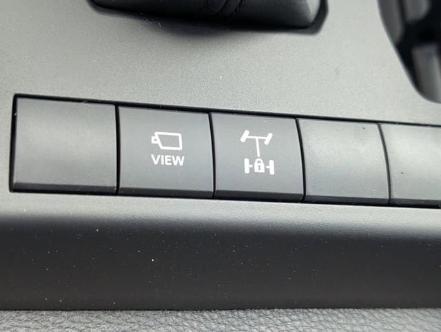 New 2026 Toyota 4Runner TRD Off-Road Premium AWD/4WD image 17