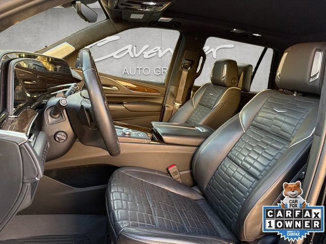 Used 2024 Cadillac Escalade Sport Platinum w/ LPO, ONYX Package AWD/4WD image 19