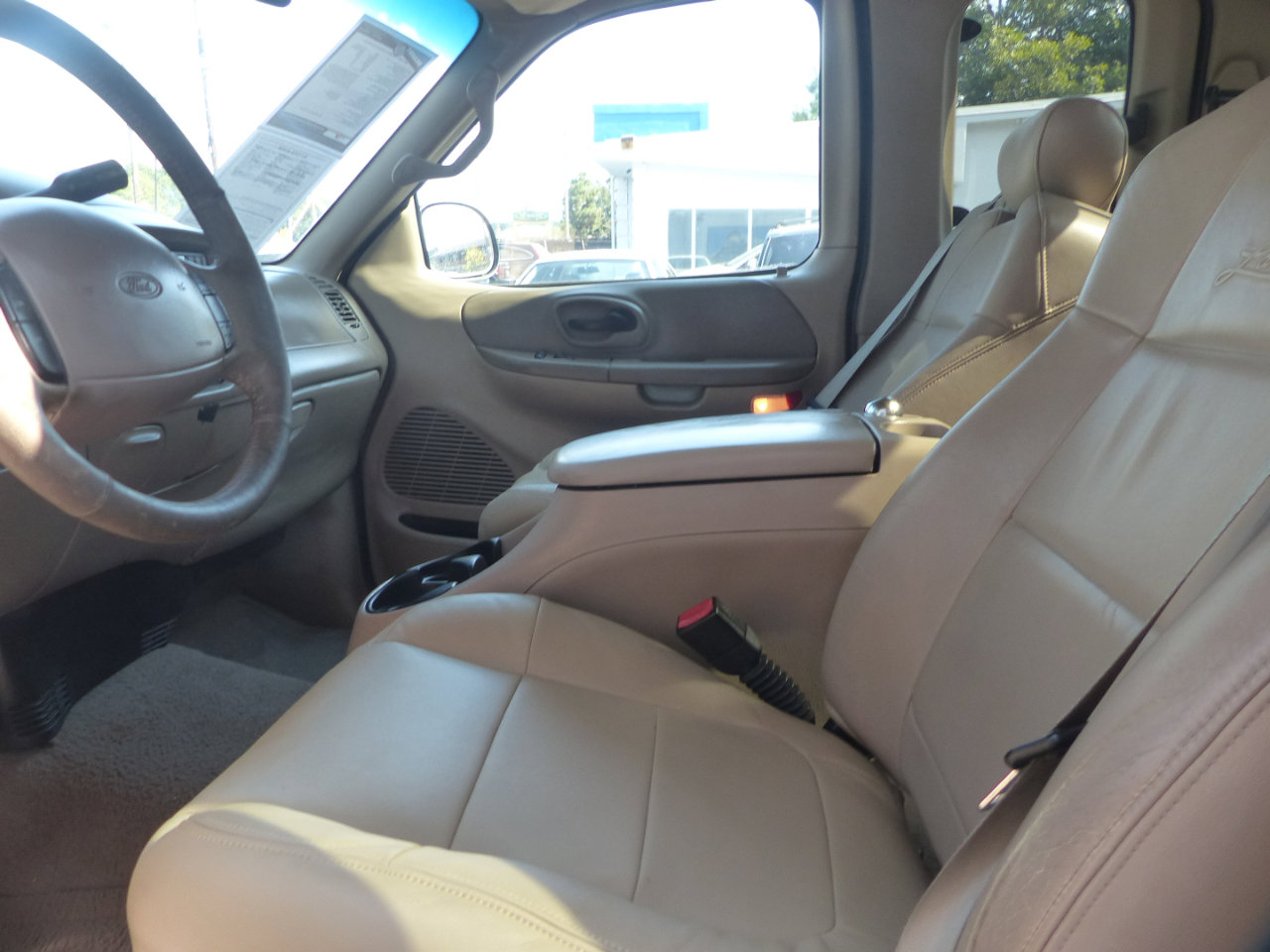 Used 2001 Ford F150 Lariat image 13
